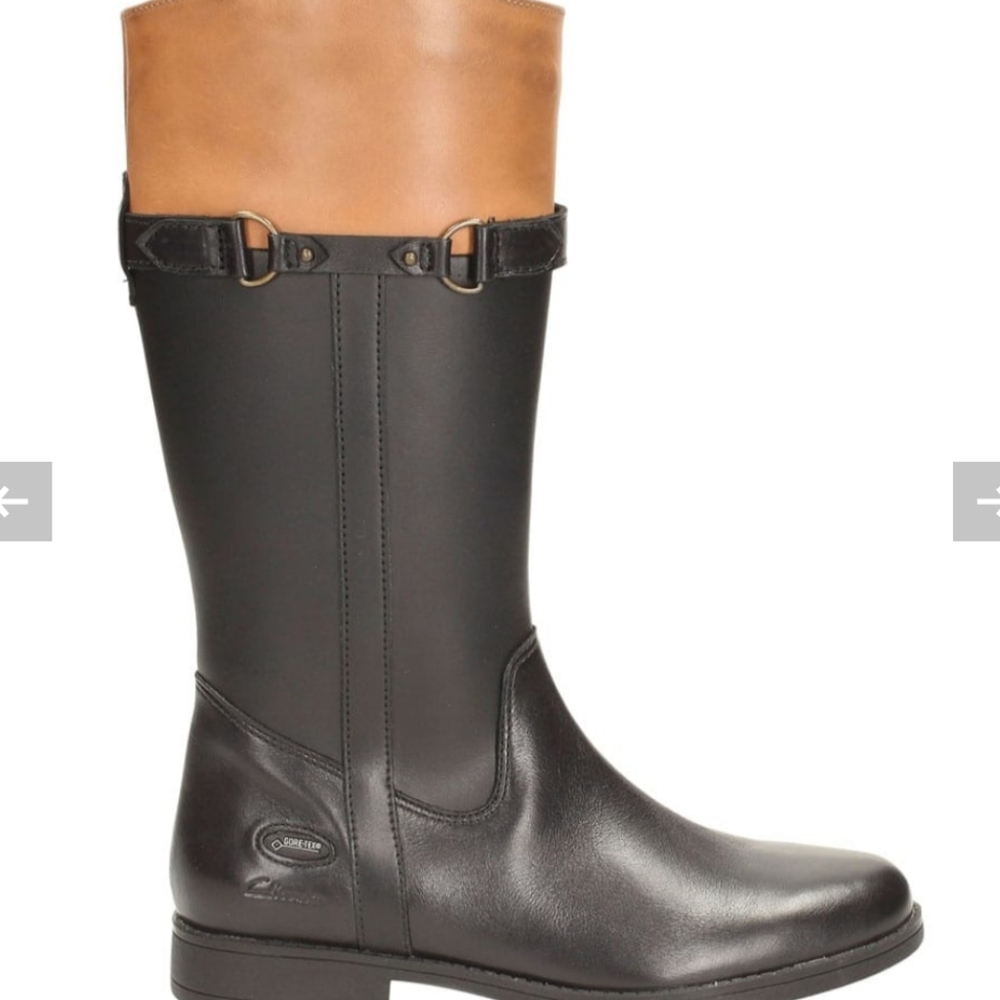 Clarks Boots - Picture 12 of 15
